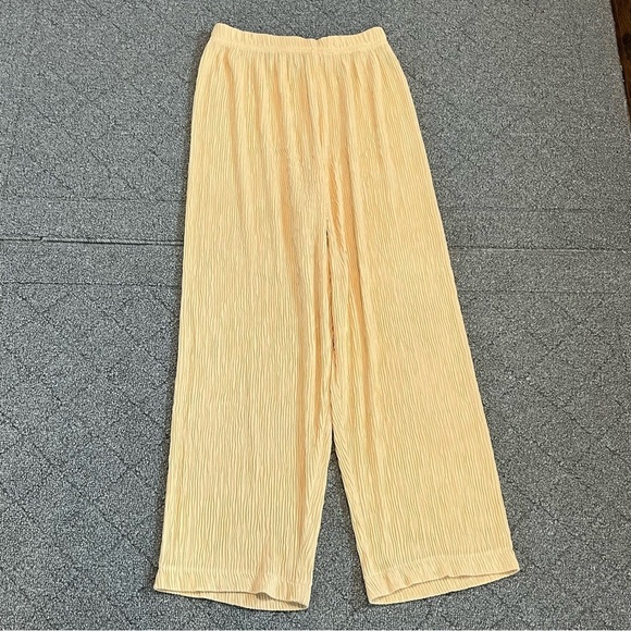 Vintage Spiegel Wide Leg Trouser Pants Womens Size Medium Yellow Crepe Pull On - Picture 1 of 9
